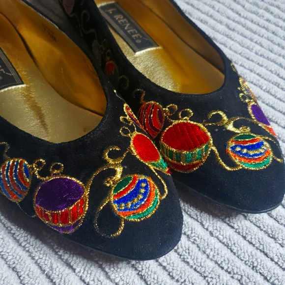 J.Renee Shoes - J. Renee Christmas Bulb Flats